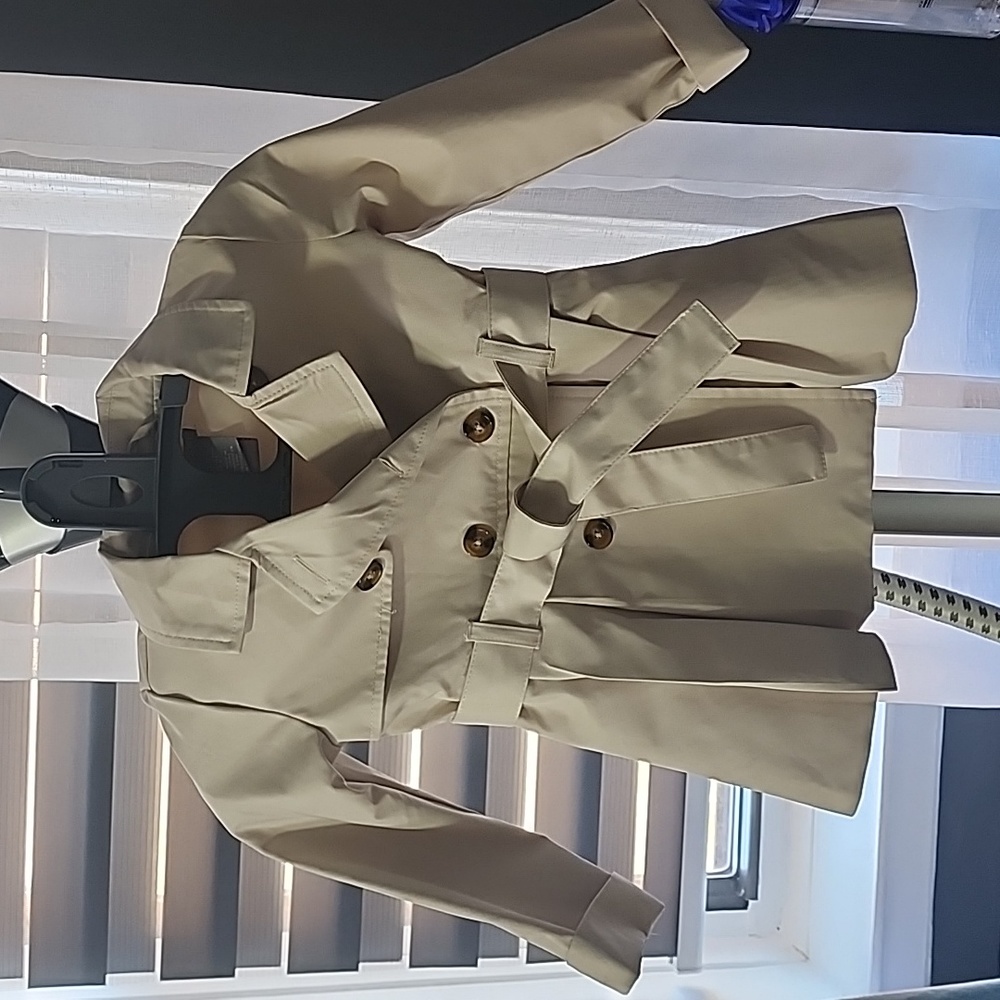 Tahari trench